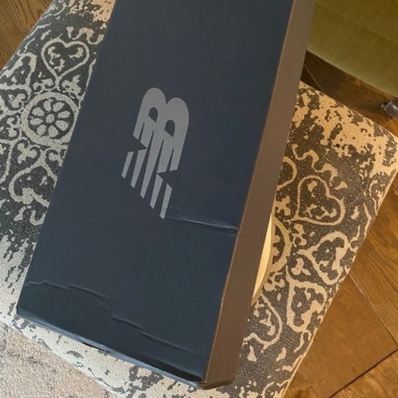 Women's New Balance Marblehead Sea Salt 57/40's - Picture 4 of 6